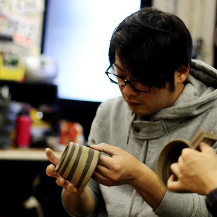 堀内大輔 ひとつひとつ手作りで制作する堀内大輔さん