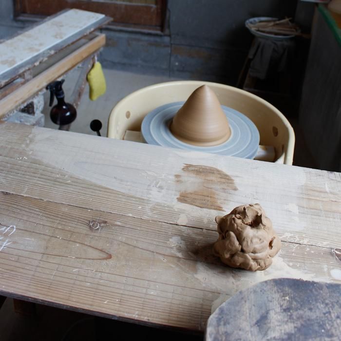 KANEAKI SAKAI POTTERY 100年以上続く金秋酒井製陶所で作られています