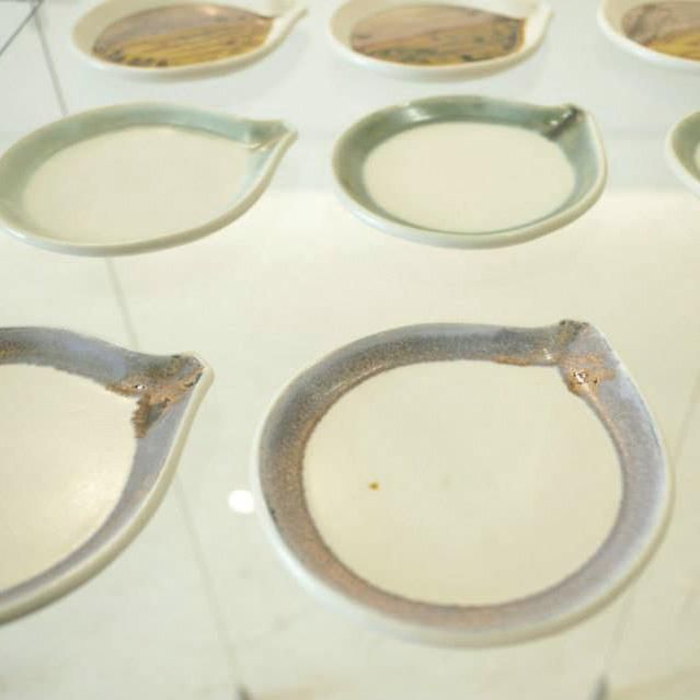 Pottery studio COEI シズクをモチーフにした器