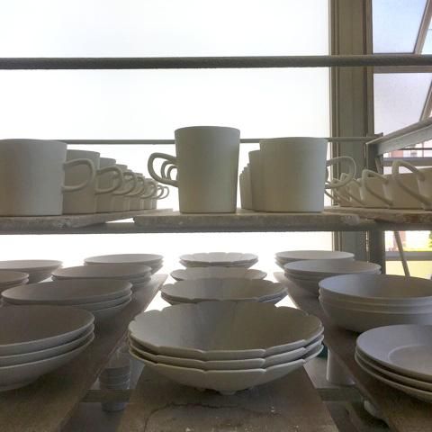 宮木英至 色が塗られる前の器