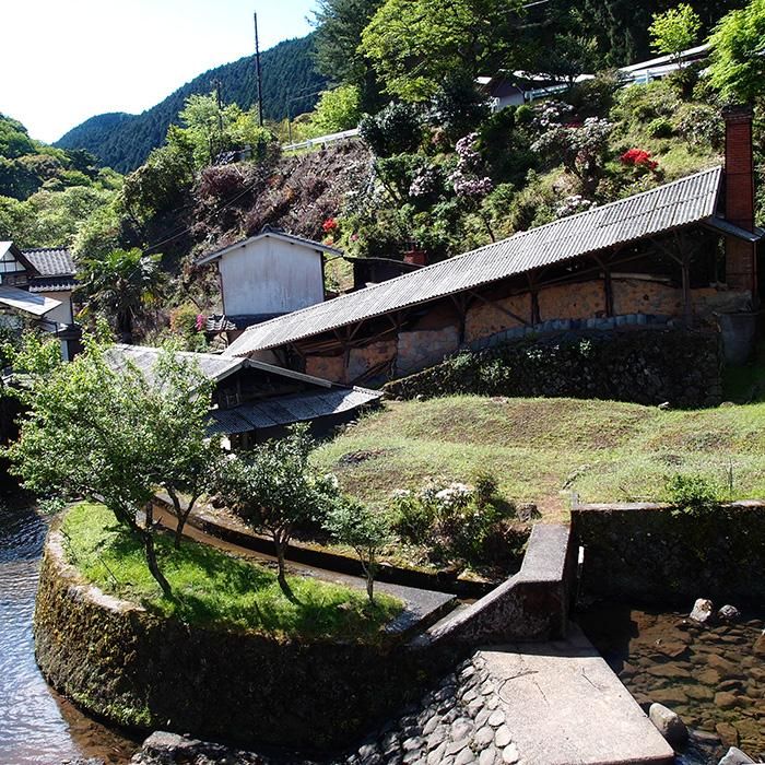 黒木富雄窯(小鹿田焼) 重要文化的景観でもある小鹿田焼の里