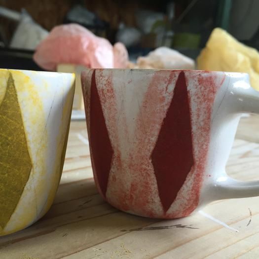 徳田吉美 絵の具の粉をまぶした状態